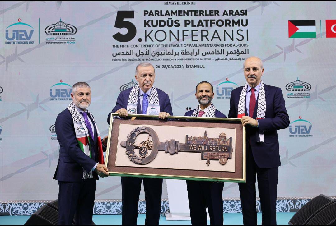 الشيخ حميد الأحمر في الذكرى العاشرة للتأسيس : الرابطة نجحت في توحيد البرلمانيين الأحرار حول فلسطين.