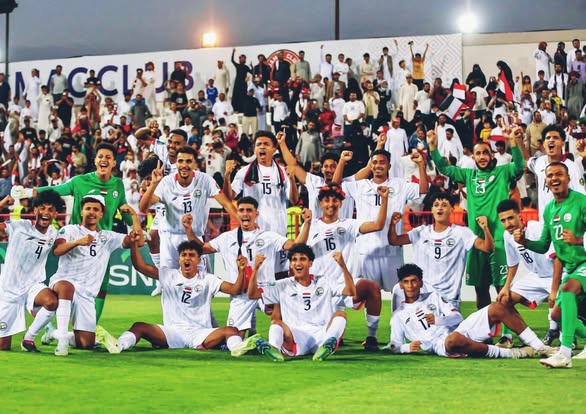 الشيخ حميد الأحمر يعنئ المنتخب الوطني للشباب بفوزه على شقيقه، المنتخب العُماني